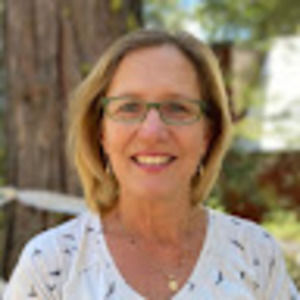 Meet your Posher, Jeannette